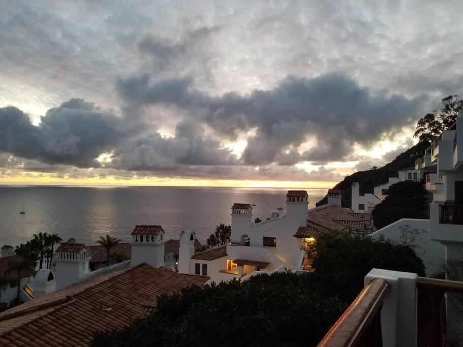 Sunrise Bliss Villa Avalon Bagian luar foto